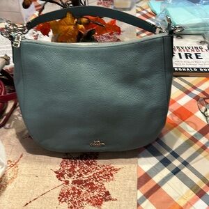 Mint condition Chelsea hobo leather shoulder bag